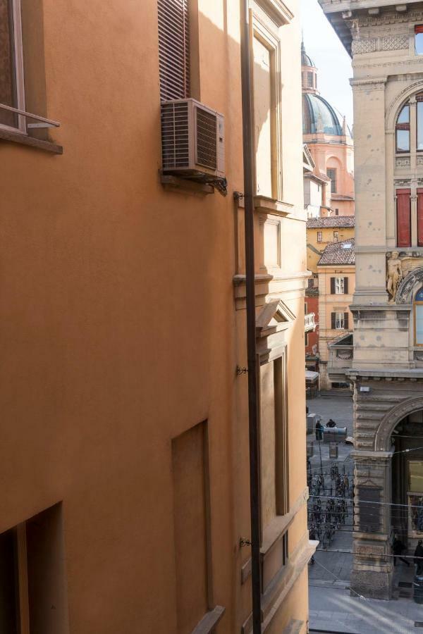 Bologna Elegance Apartment Exterior photo